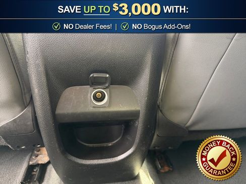 Used 2022 Chevrolet Colorado W/T AWD/4WD image 30