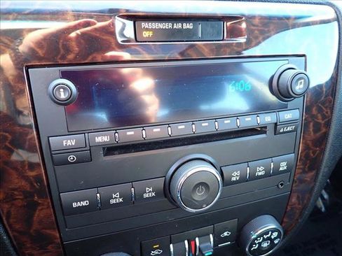 Used 2014 Chevrolet Impala LT w/ LT Sunroof Package FWD image 19