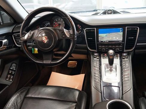 Used 2010 Porsche Panamera S image 10