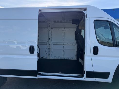 Used 2023 RAM ProMaster 2500 FWD image 20