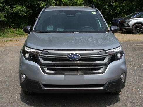 New 2026 Subaru Forester Premium AWD/4WD image 2