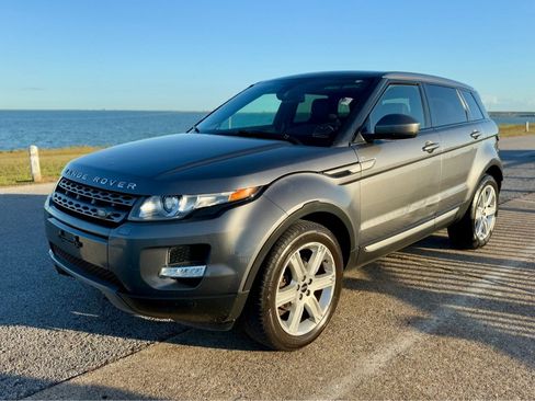 Used 2015 Land Rover Range Rover Evoque Pure Plus image 1