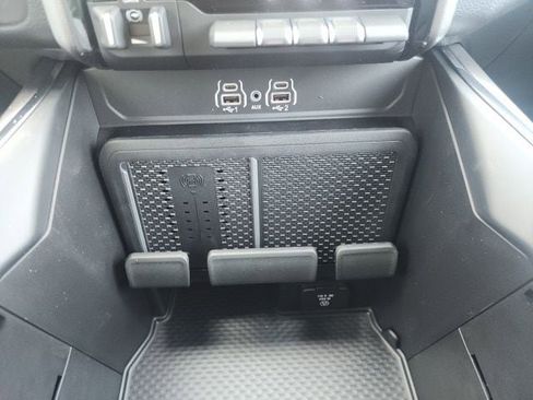 New 2026 RAM 1500 Laramie image 9