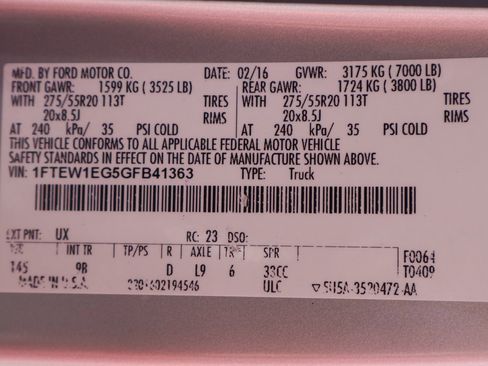 Used 2016 Ford F150 Platinum w/ Equipment Group 701A Luxury image 58