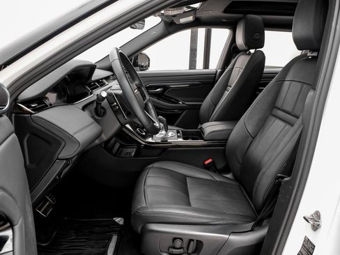 Used 2023 Land Rover Range Rover Evoque R-Dynamic SE image 6