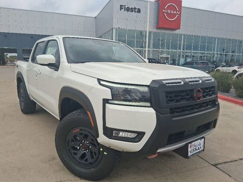 New 2026 Nissan Frontier PRO-4X w/ Tow Package AWD/4WD image 1