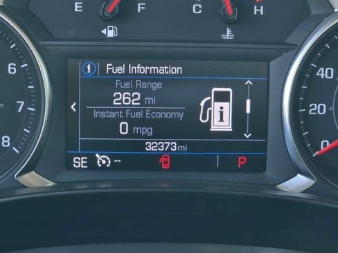 Used 2024 GMC Terrain SLE image 26