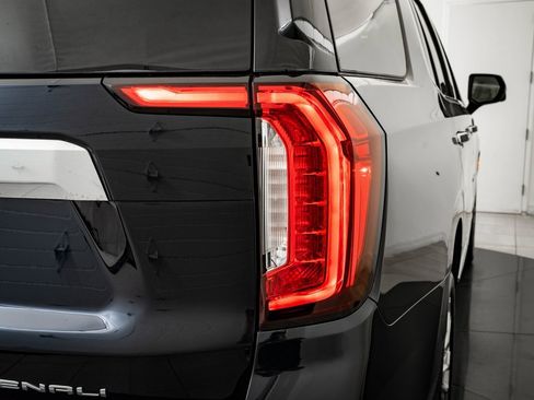 Used 2023 GMC Yukon Denali w/ LPO, Floor Liner Package image 9