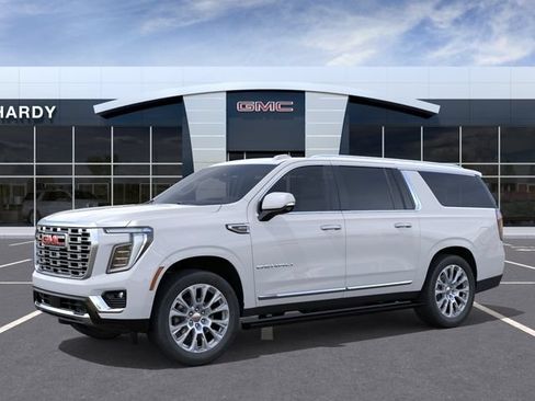 New 2026 GMC Yukon XL Denali w/ Denali Reserve Package AWD/4WD image 2