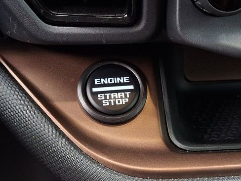 Used 2024 Ford Bronco Sport Outer Banks w/ Tech Package AWD/4WD image 19