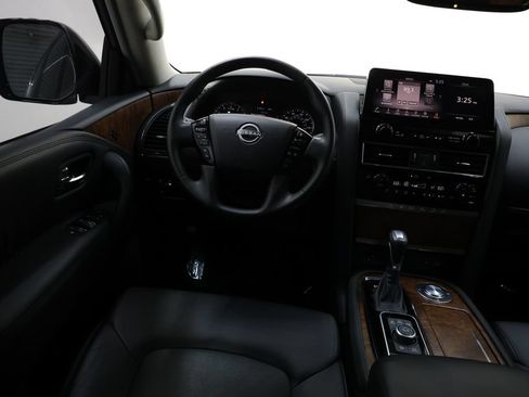 Used 2024 Nissan Armada SL w/ Captain's Chairs Package RWD image 81