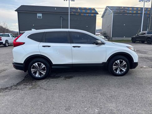 Used 2017 Honda CR-V LX image 6