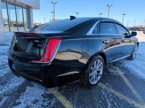 Used 2019 Cadillac XTS image 7