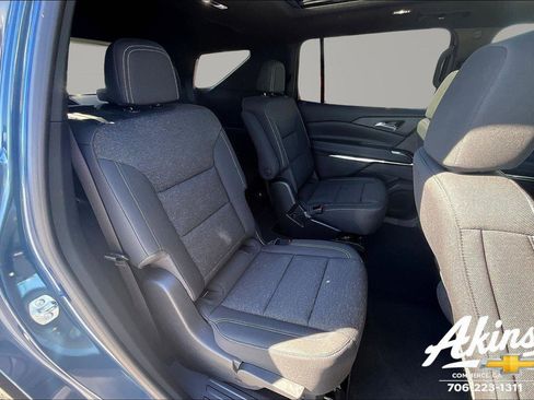 New 2026 Chevrolet Traverse LT w/ Sun and Wheel Package image 15