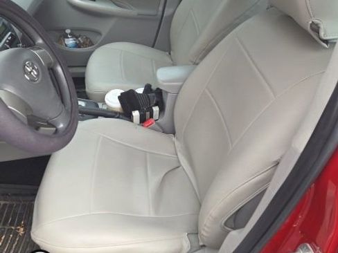 Used 2010 Toyota Corolla LE image 5