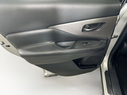 Used 2023 Nissan Murano S AWD/4WD image 24