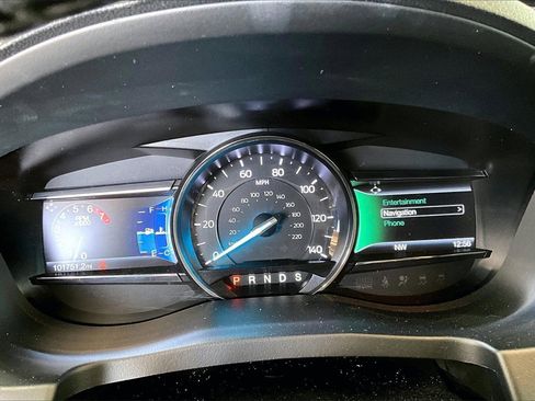 Used 2018 Ford Explorer Limited image 18