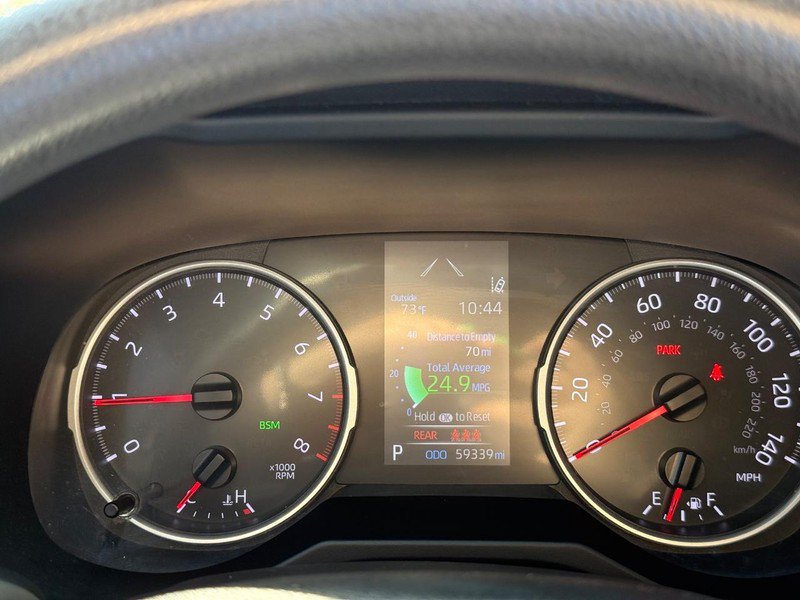 Used 2022 Toyota RAV4 LE AWD/4WD image 21