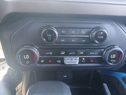 Used 2023 Ford Bronco Outer Banks image 22