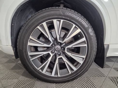 Used 2020 Volvo XC90 T5 Momentum w/ Protection Package FWD image 8