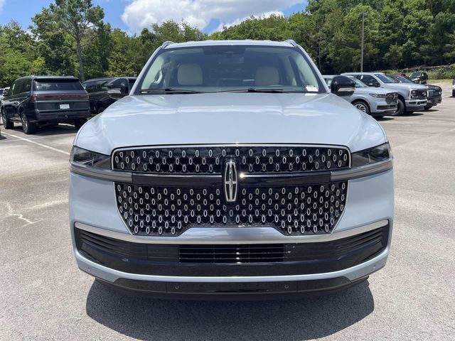 New 2027 Lincoln Navigator Premiere AWD/4WD image 8