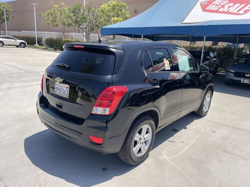 Used 2019 Chevrolet Trax LS w/ Tint and Cruise Package FWD image 26
