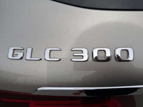 Certified 2022 Mercedes-Benz GLC 300 4MATIC image 9