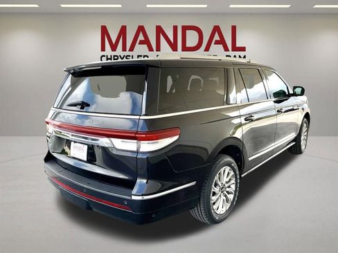 Used 2024 Lincoln Navigator L 4WD image 7