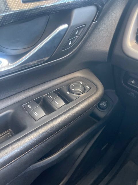 Used 2023 GMC Terrain AT4 w/ Infotainment Package II AWD/4WD image 23