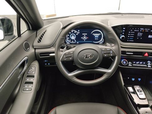 Used 2023 Hyundai Sonata SEL Plus FWD image 22