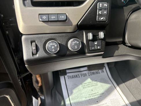 Used 2020 GMC Yukon Denali w/ Denali Ultimate Package AWD/4WD image 14
