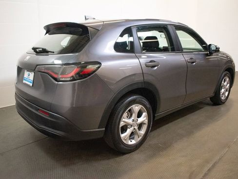 Used 2023 Honda HR-V LX image 4