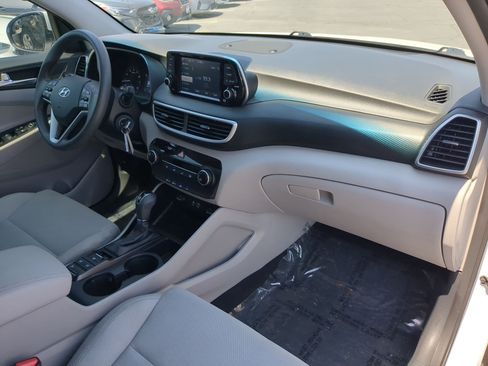 Used 2019 Hyundai Tucson SE w/ Cargo Package AWD/4WD image 32