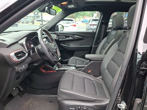 Used 2022 Chevrolet TrailBlazer RS w/ Sun and Liftgate Package AWD/4WD image 13