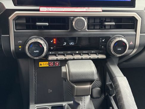 New 2026 Toyota 4Runner Limited image 13