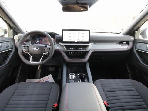 New 2026 Ford Explorer ST-Line w/ ST-Line Street Pack image 33