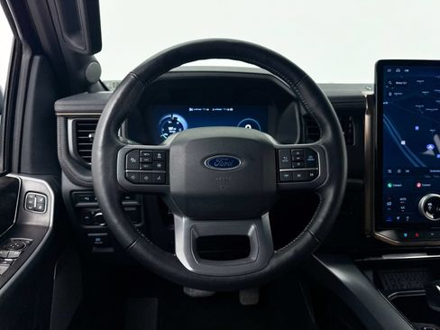 Used 2023 Ford F150 Lightning Lariat AWD/4WD image 3
