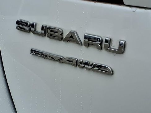 Used 2018 Subaru Outback 2.5i Limited AWD/4WD image 8