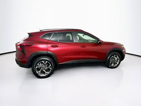 Used 2024 Chevrolet Trax LT image 10