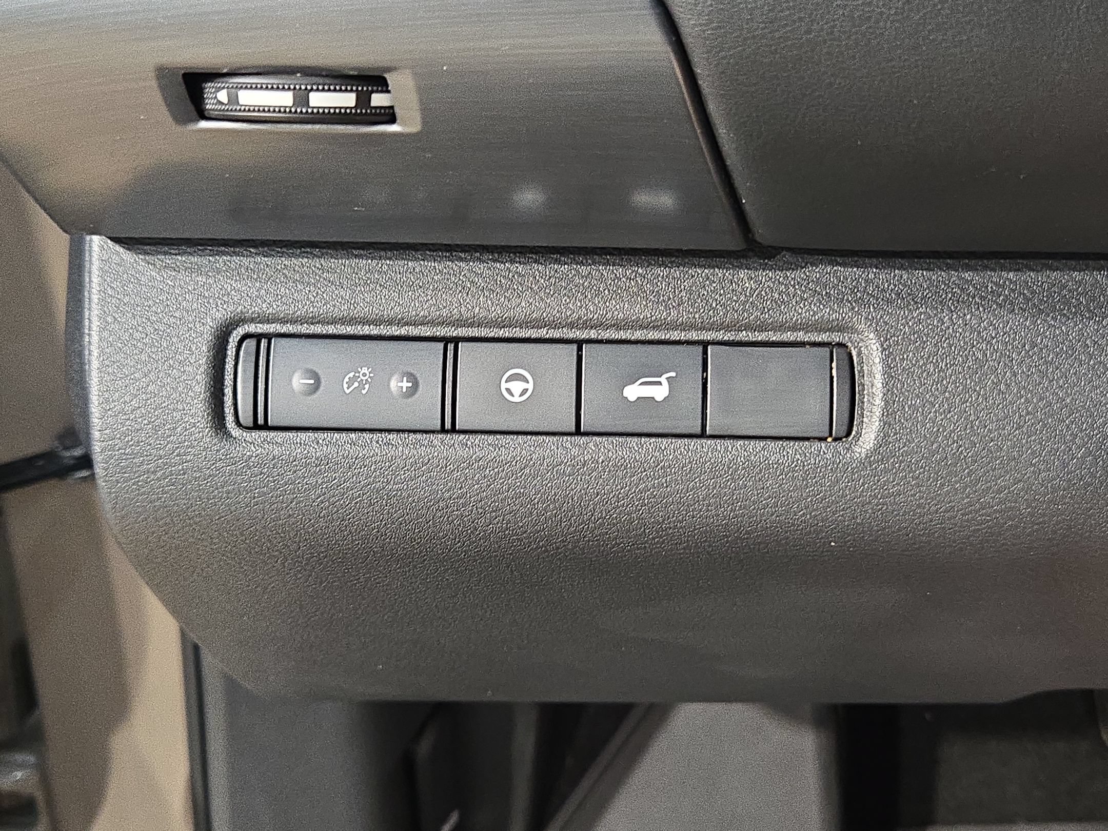 Used 2025 Nissan Pathfinder Rock Creek AWD/4WD image 25