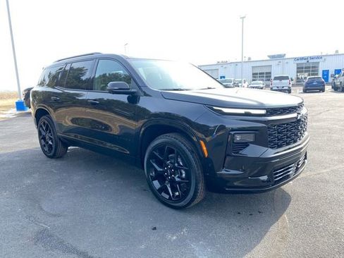 New 2026 Chevrolet Traverse RS w/ LPO, Floor Liner Package image 8