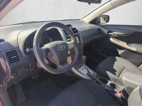 Used 2013 Toyota Corolla S image 5