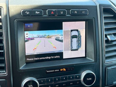 Used 2020 Ford Expedition Limited w/ Equipment Group 303A AWD/4WD image 14