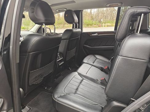 Used 2016 Mercedes-Benz GL 450 4MATIC image 17