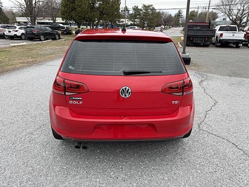 Used 2015 Volkswagen Golf SE w/ Lighting Package image 4