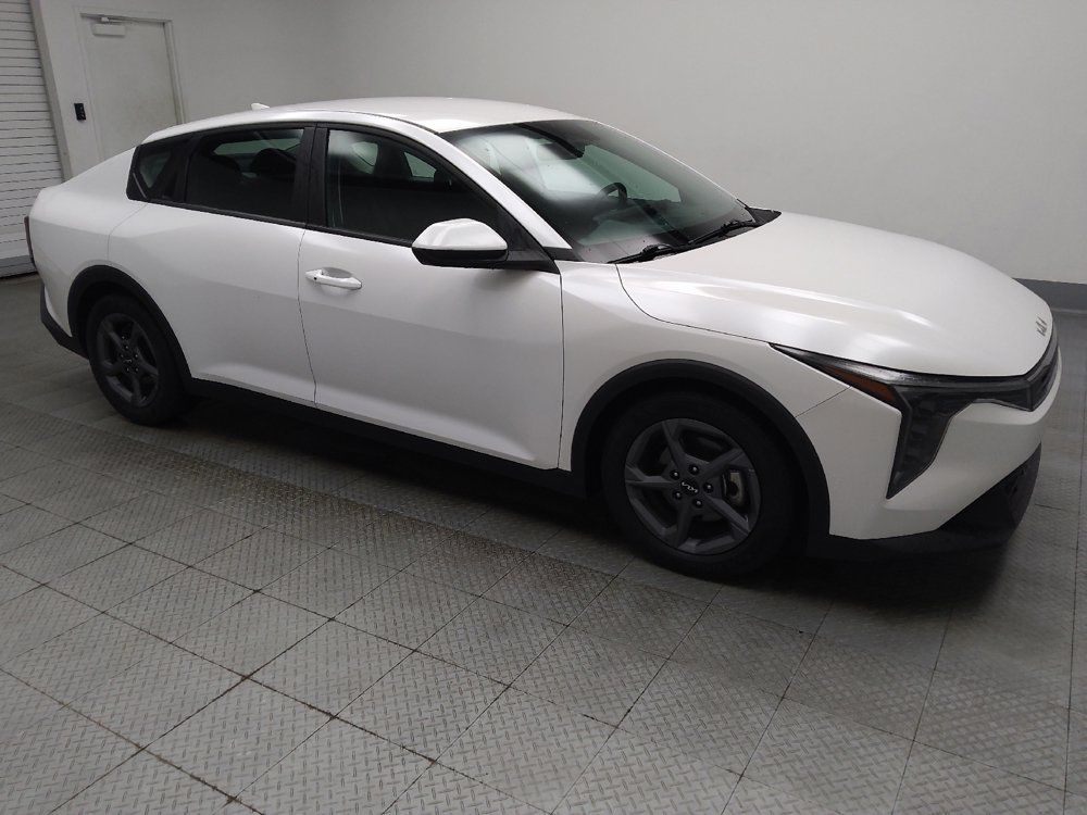 Used 2025 Kia K4 FWD image 11