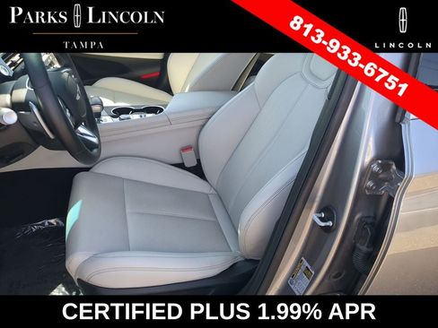 Used 2025 Genesis G70 2.5T RWD image 18