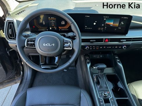 New 2025 Kia Sorento EX image 14