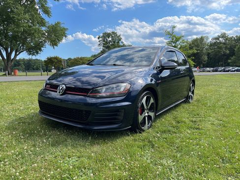 Used 2016 Volkswagen GTI SE FWD image 7