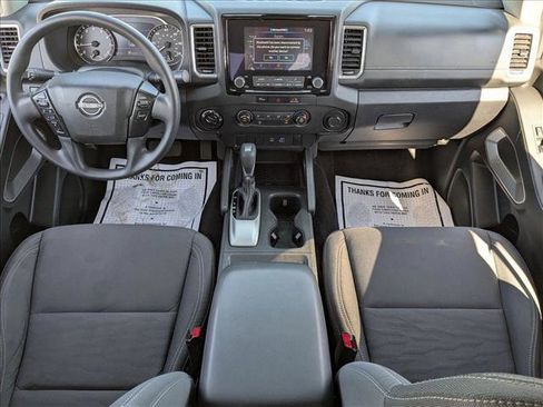 Used 2023 Nissan Frontier SV image 16